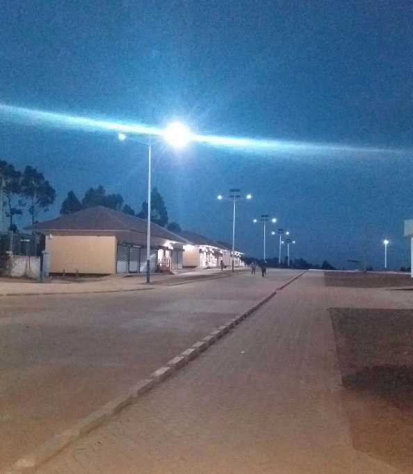即墨区非洲科特迪瓦太阳能路灯工程
